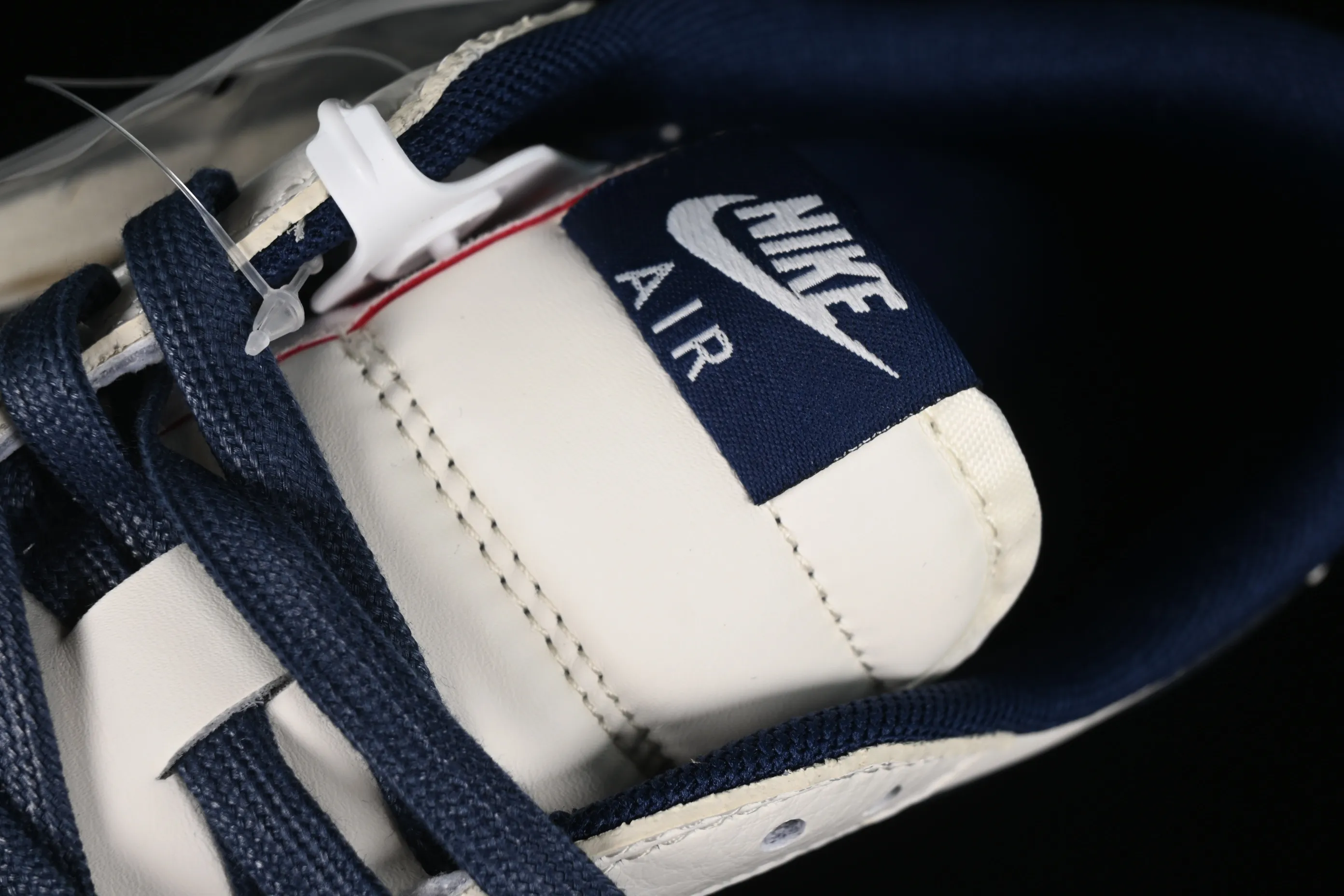 All categories Air Jordan Jordan series basketball shoes Air Jordan 1 Low High-end customized low-top sneakers Travis Scott x Fragment Design x Air Jordan 1 Low OG SP AJ1 Joe 1 Supreme joint-off-white navy low-top cultural casual sneakers XZ116